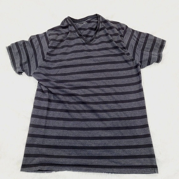 Foot‎ Locker T-Shirt Men's Large Gray Striped Athletic Fit V-Neck - Picture 1 of 12